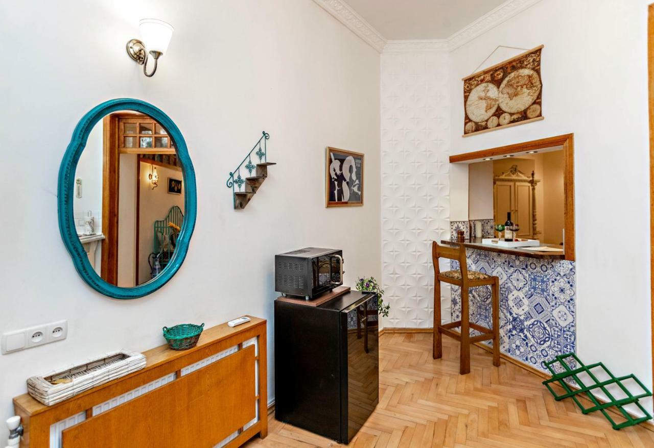 ★ Blue Door Rhapsody ★ - Special Stay In Old Town! Tbilisi Bagian luar foto