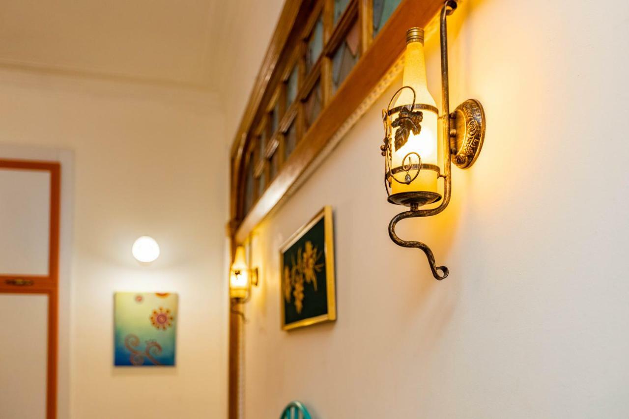 ★ Blue Door Rhapsody ★ - Special Stay In Old Town! Tbilisi Bagian luar foto