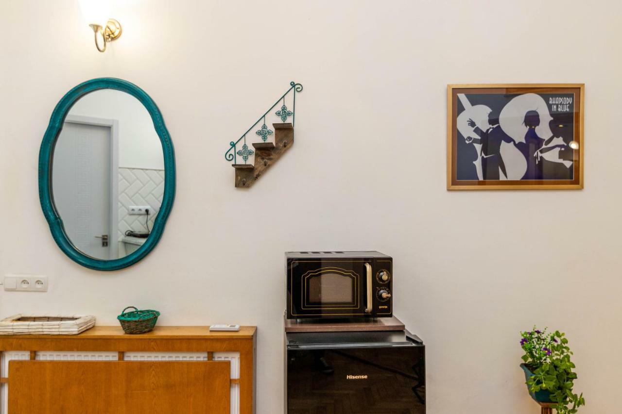★ Blue Door Rhapsody ★ - Special Stay In Old Town! Tbilisi Bagian luar foto