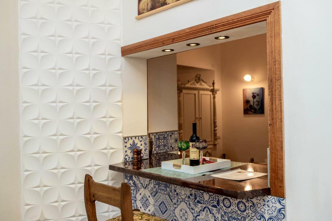★ Blue Door Rhapsody ★ - Special Stay In Old Town! Tbilisi Bagian luar foto